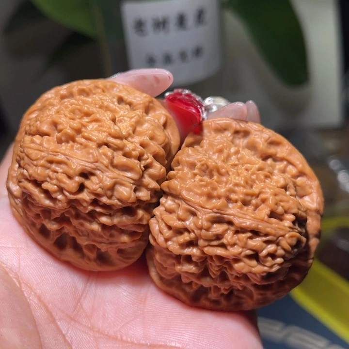 桃核把件           43