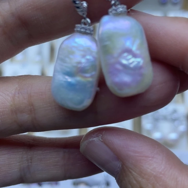 银S925镶嵌耳饰淡水珍珠