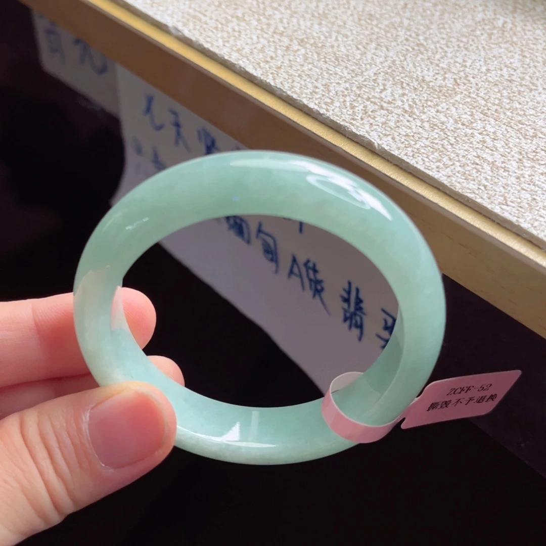 翡翠未镶嵌手镯手镯