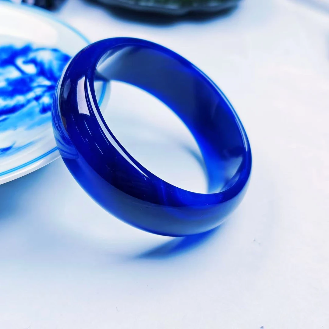 d529经典轻奢精品手镯多样性发货