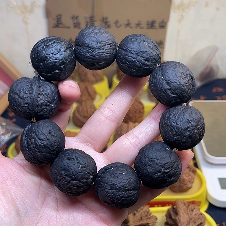 文玩核桃把件31、粑粑蛋30