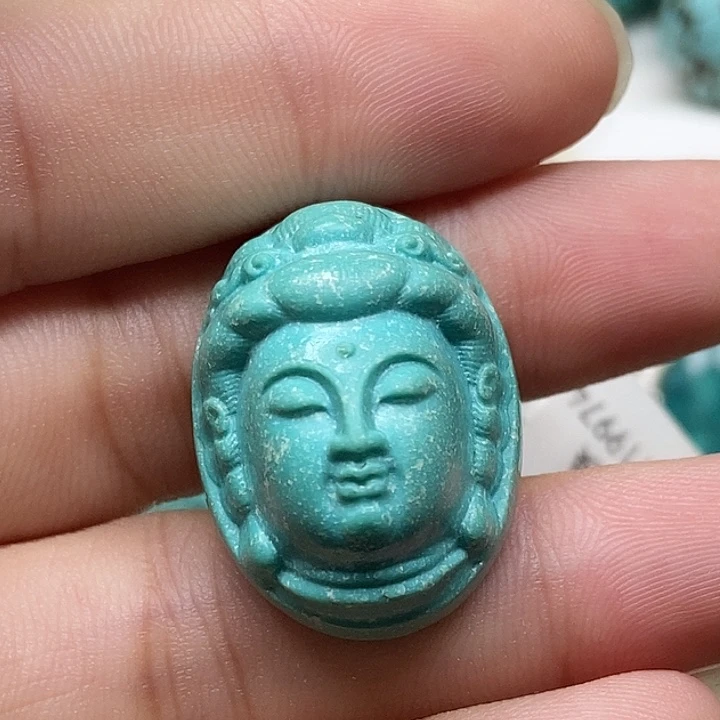 未镶嵌绿松石颈饰
