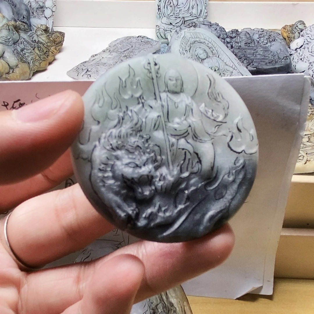 牛***童未镶嵌定制翡翠不回个话