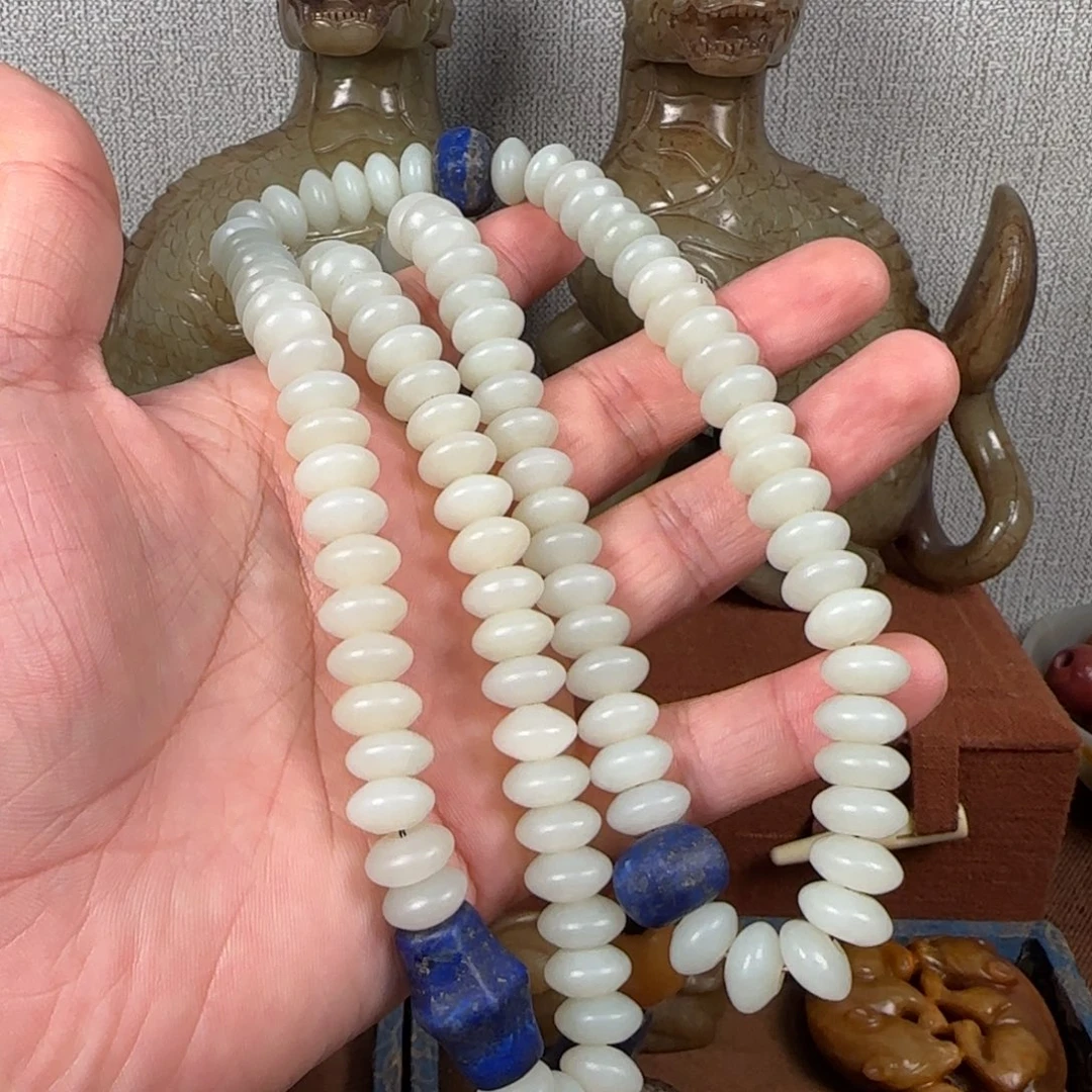 美***活非常精美的脖挂件