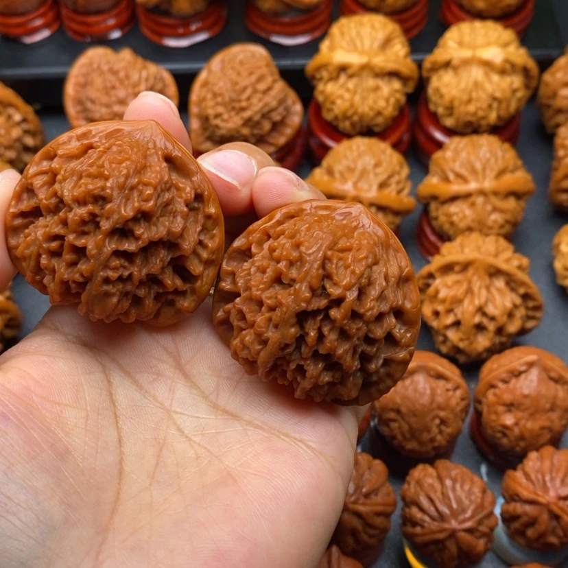 【闪购商品】文玩核桃把件43满天星