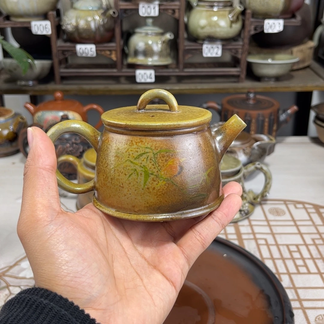 160cc白泥彩填柴烧汉瓦壶