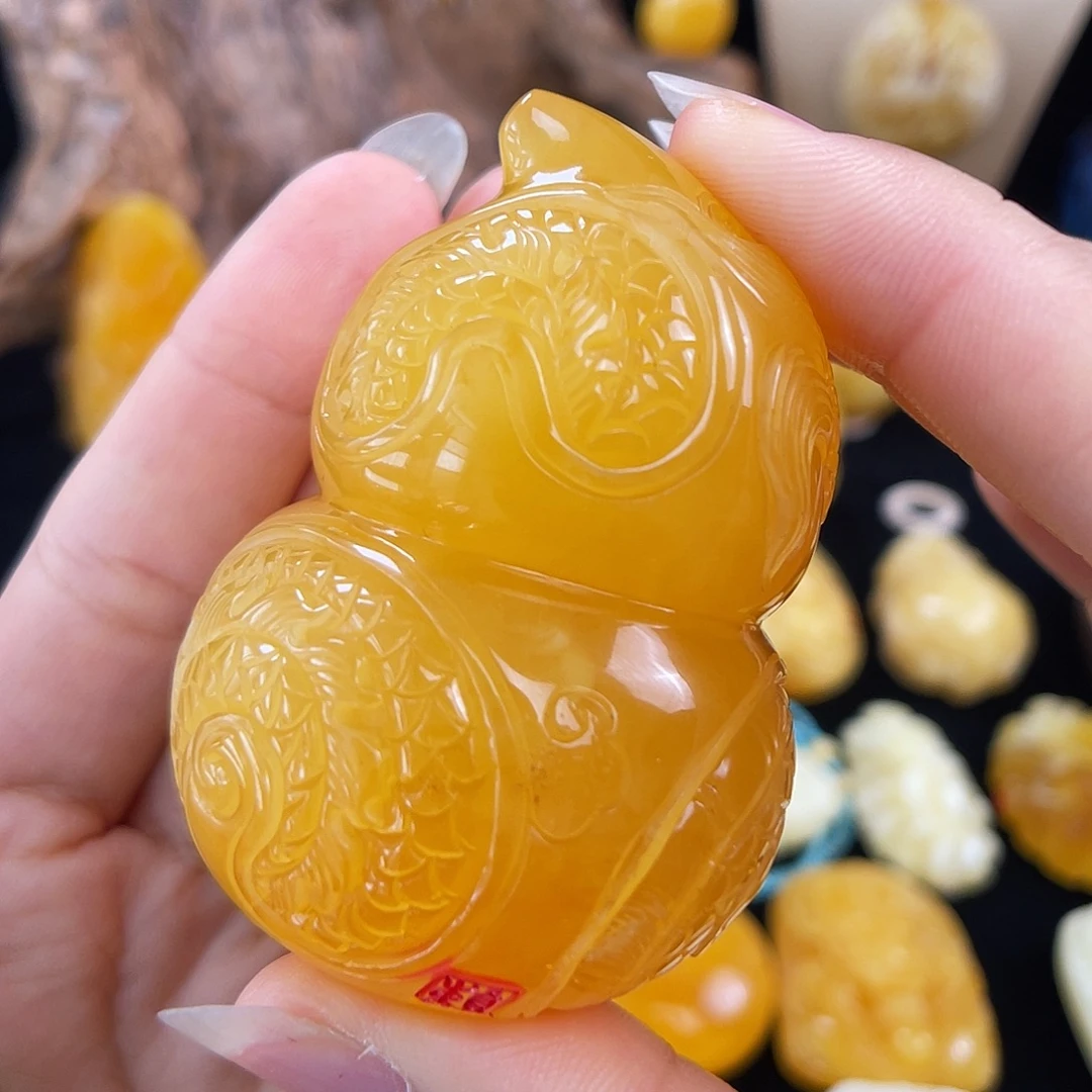琥珀未镶嵌珠宝奇石