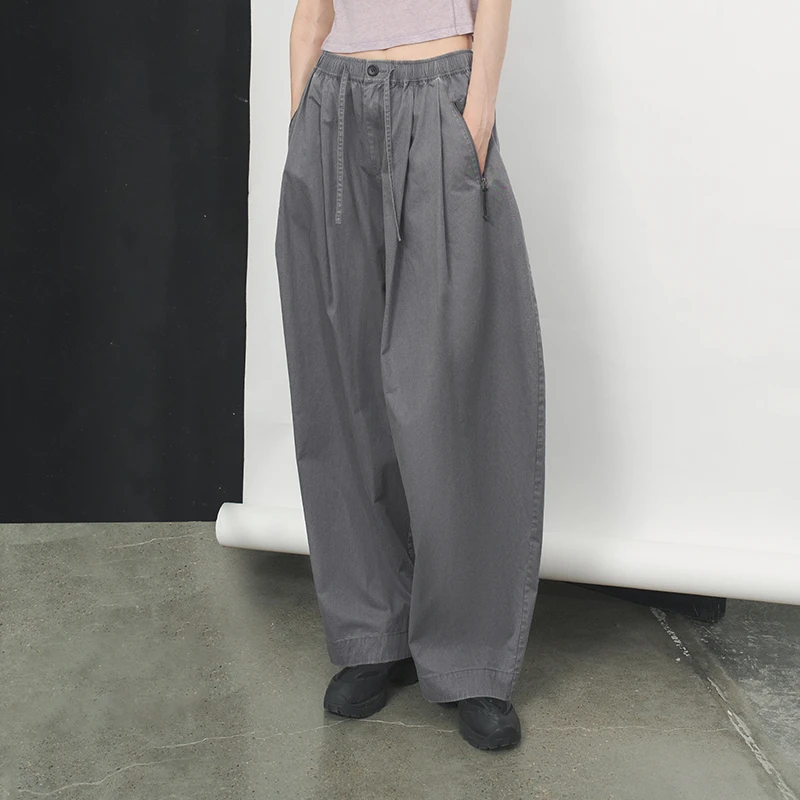 半圆2025秋季清冷系衣服宽松廓形感休闲垂感气球弯刀裤女Q5313780