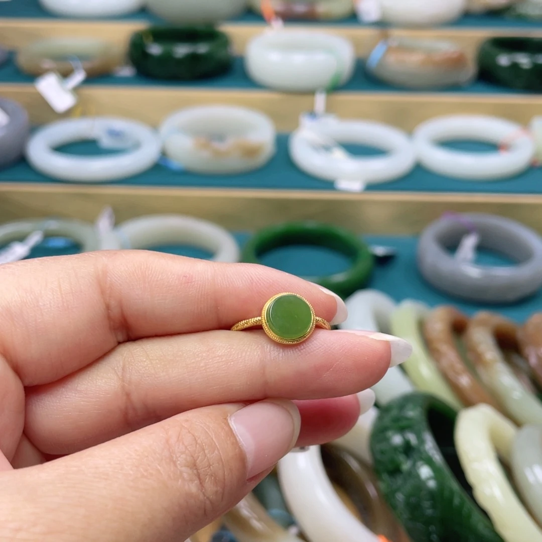 银S925镶嵌戒指和田玉