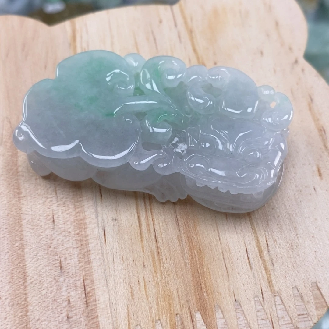 翡翠未镶嵌颈饰多人霸王貔貅吊坠