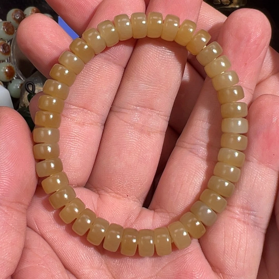 昊***昊和田玉（糖玉）未镶嵌手串新疆且末糖小货头