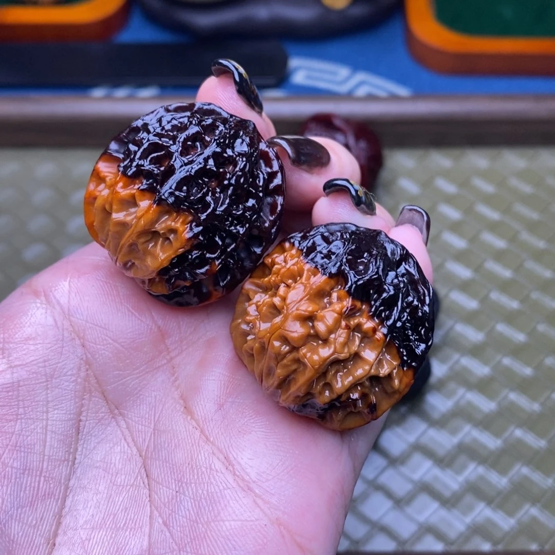 文玩核桃吊坠情侣款元宝