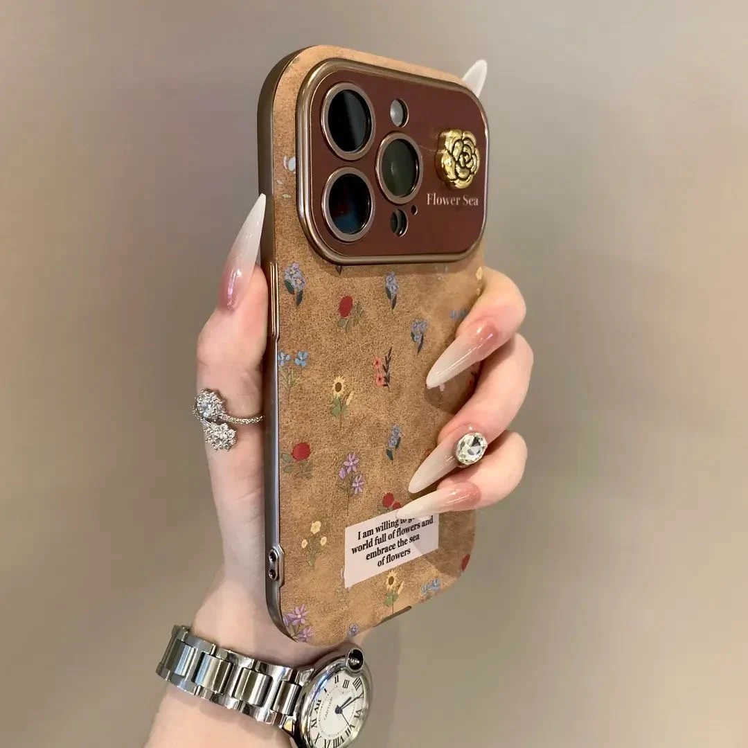 飞虎胜轻奢小碎花适用iPhone17/16银色大视窗翻毛皮手机壳苹果15