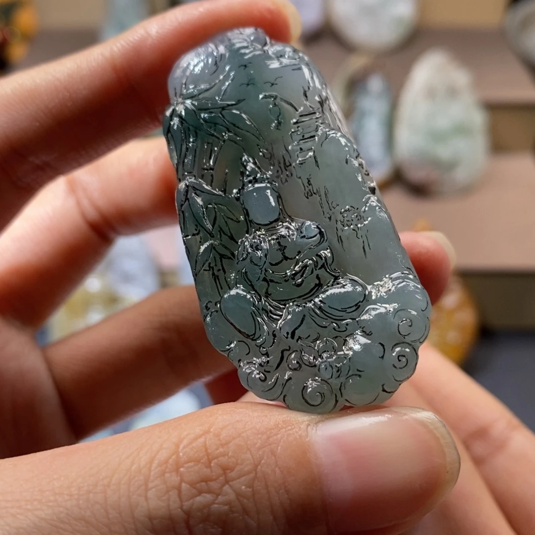 未镶嵌定制翡翠徐**徐山水观音