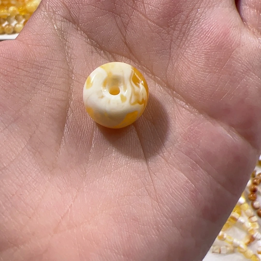 琥珀未镶嵌珠宝奇石金瓷白妖花扣子