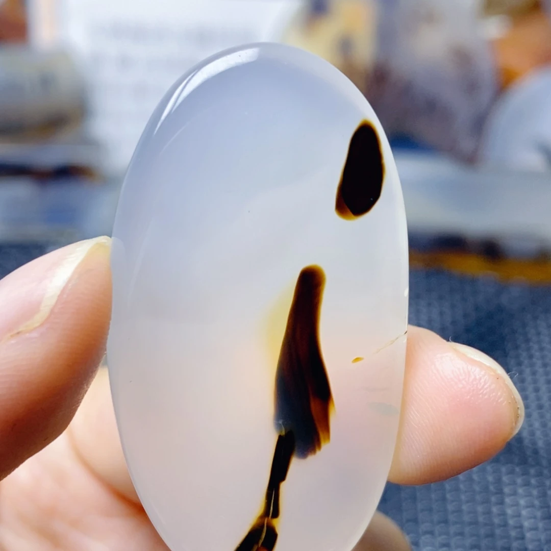 玛瑙/玉髓未镶嵌珠宝奇石