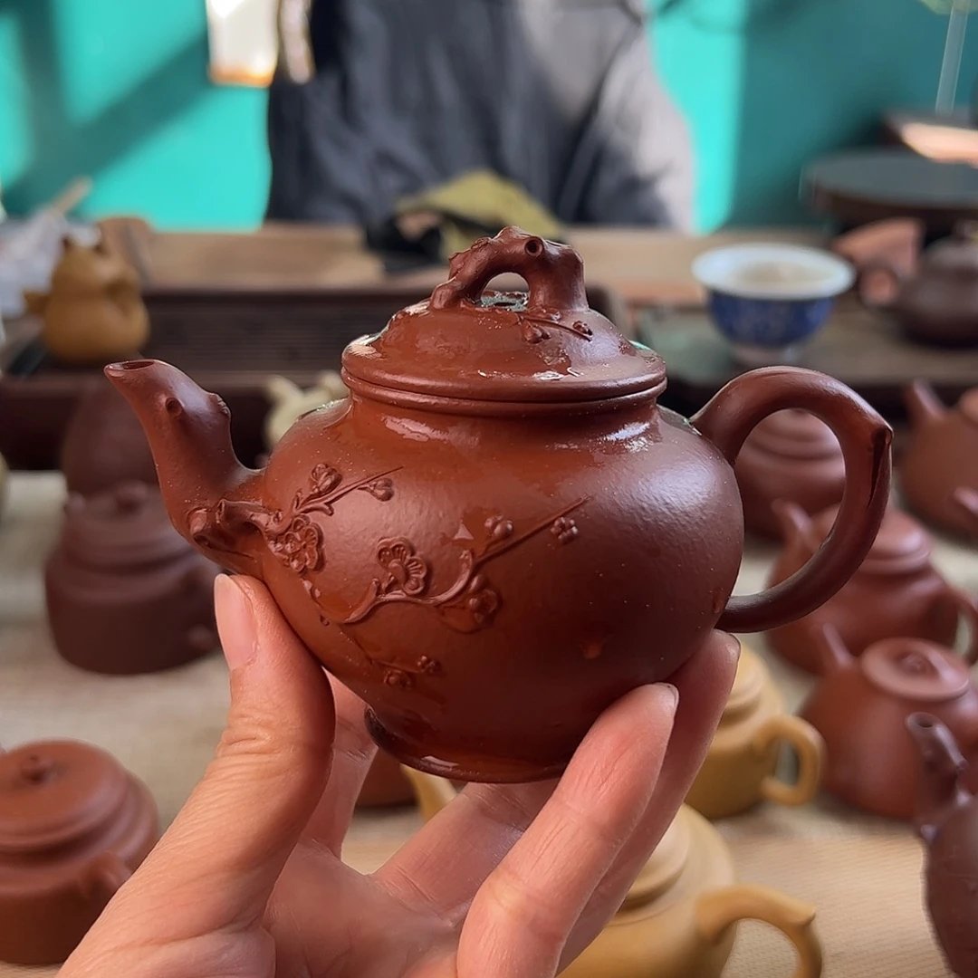 征***服茶壶紫砂原矿泥料手工制作