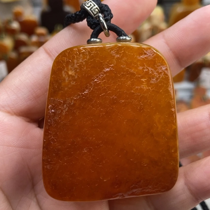 【闪购商品】琥珀颈饰未镶嵌