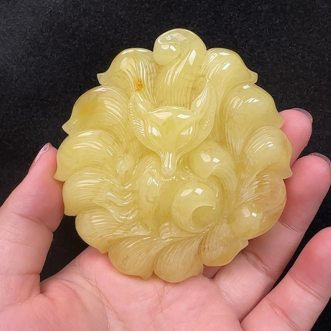 蜜蜡未镶嵌珠宝奇石