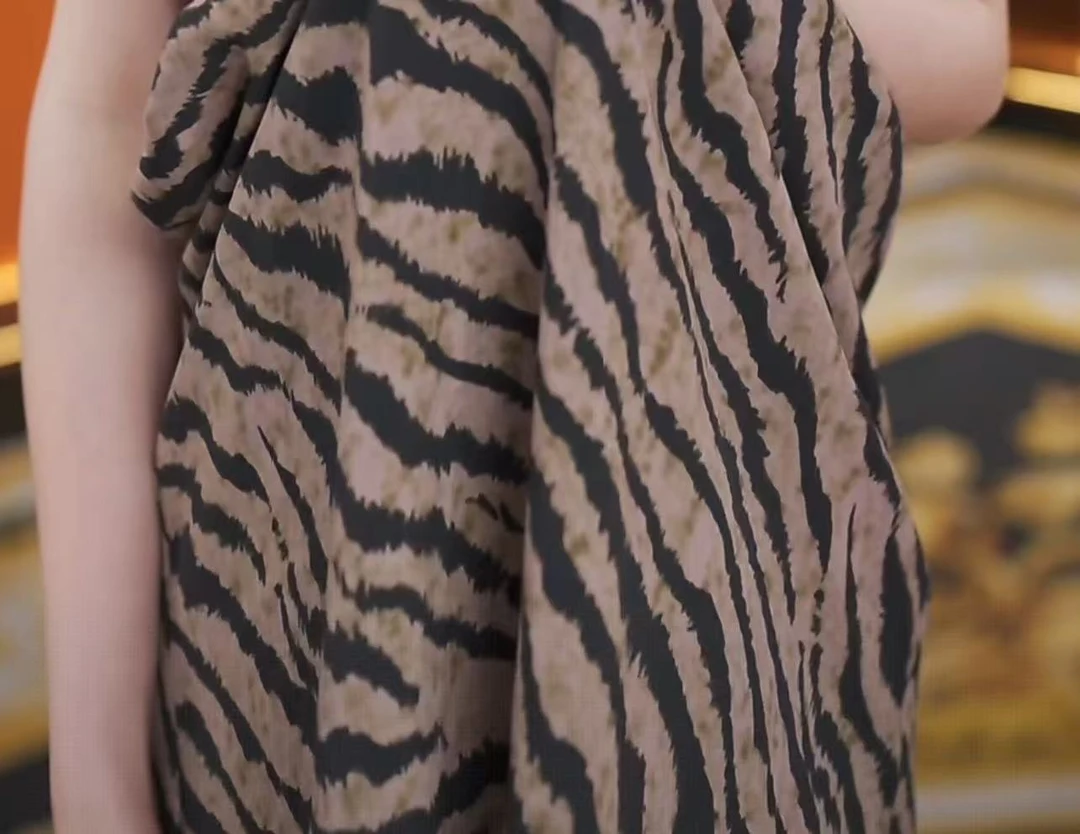 （送腰带）杭州原版正品2025年夏季新款气质显白连衣裙女