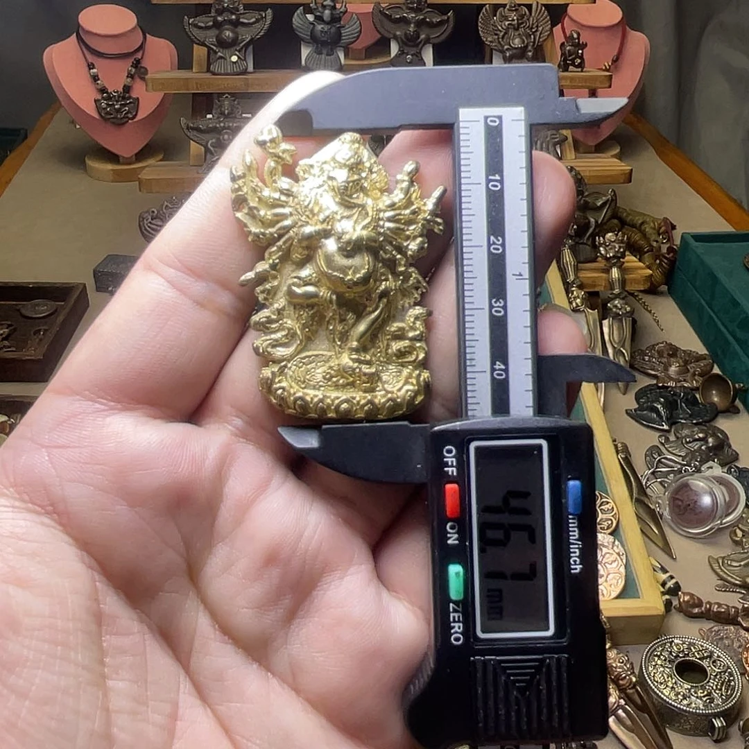 藏传加银象鼻财神