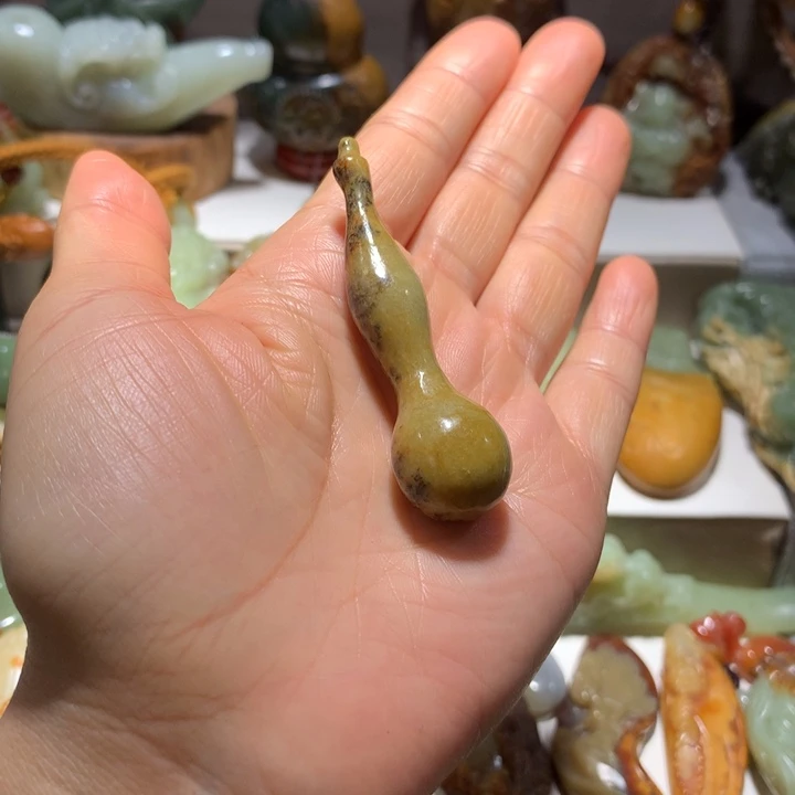 岫岩河磨玉（透闪石质玉）未镶嵌颈饰