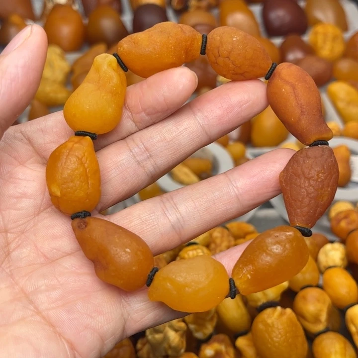 琥珀未镶嵌裸石天然蜜蜡手串