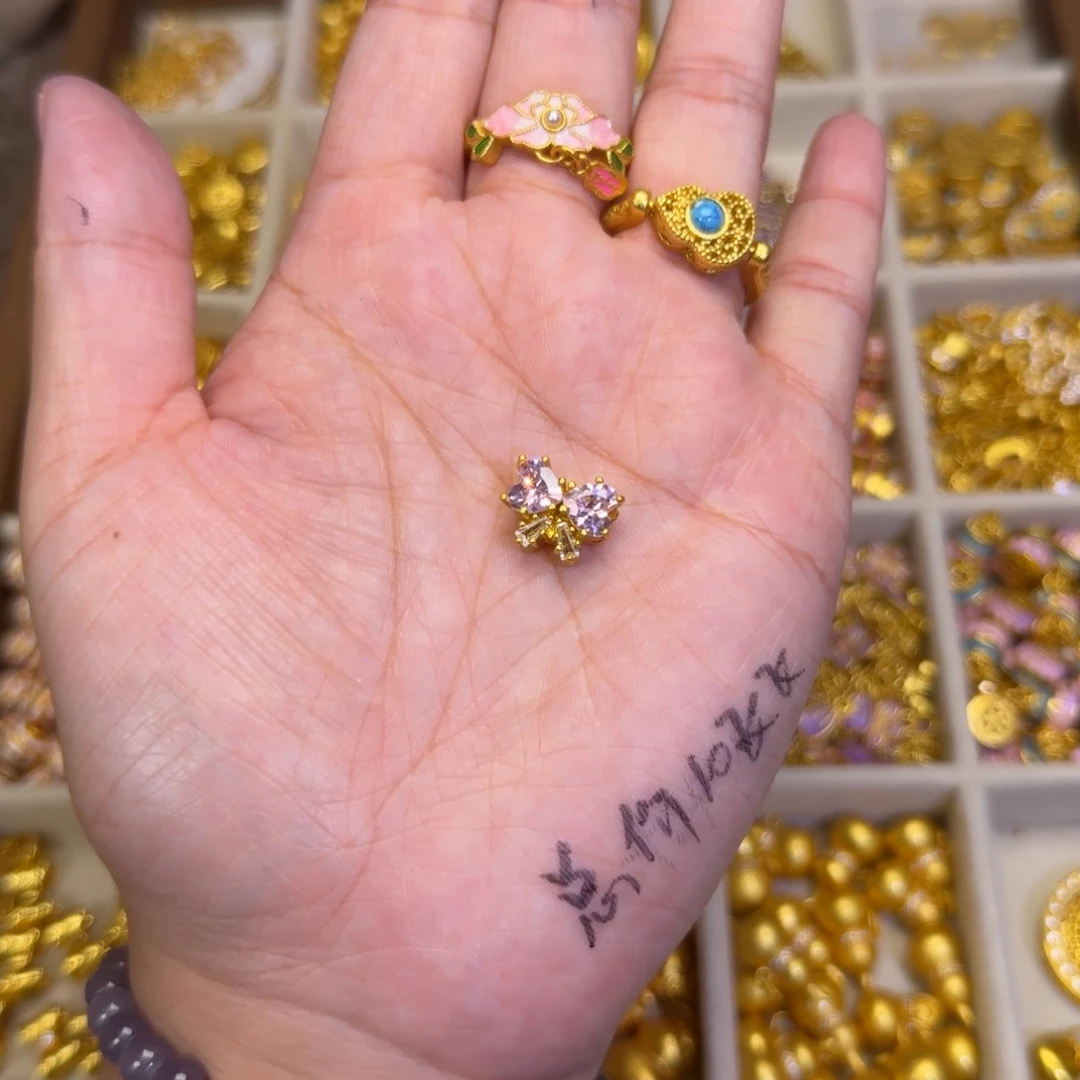 合金粉色蝴蝶结1个