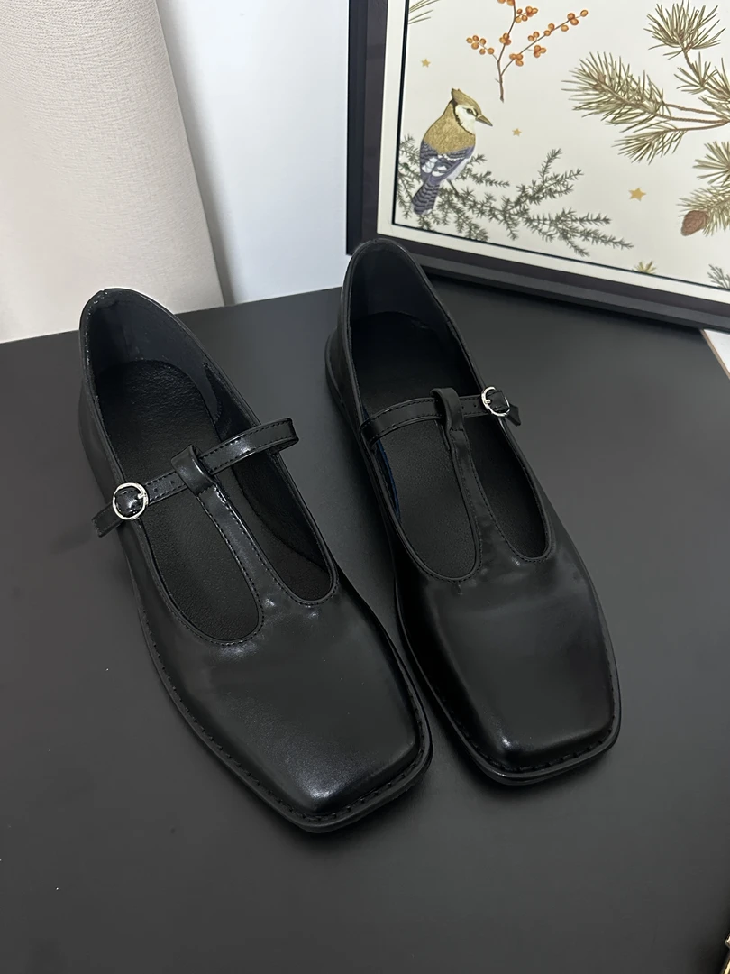 羊皮版～超火黑色玛丽珍女鞋新款方头浅口T字扣带小众平底单鞋女