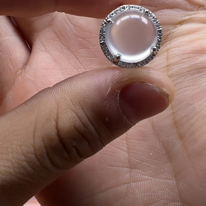 石英质玉合金项圈