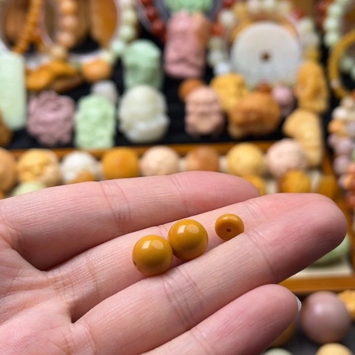 石英质玉（缅黄）未镶嵌珠宝半成品