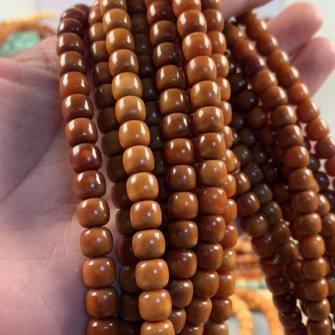 星月菩提吊坠8×7藏红半玉化脖挂108+12