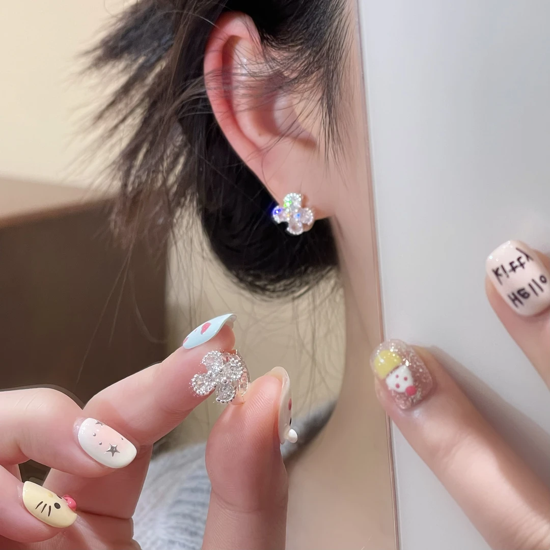 W978银色幸运草耳扣高级百搭小众温柔简约时尚小巧