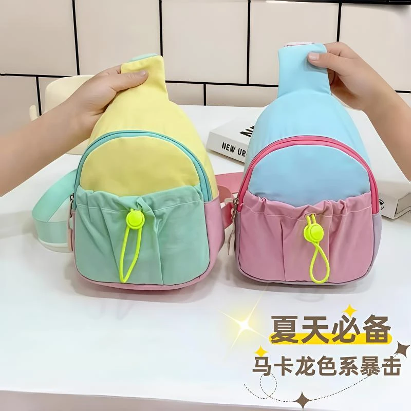 多巴胺儿童包包2025新款时尚男童宝宝外出配饰胸包帅气女孩斜挎包