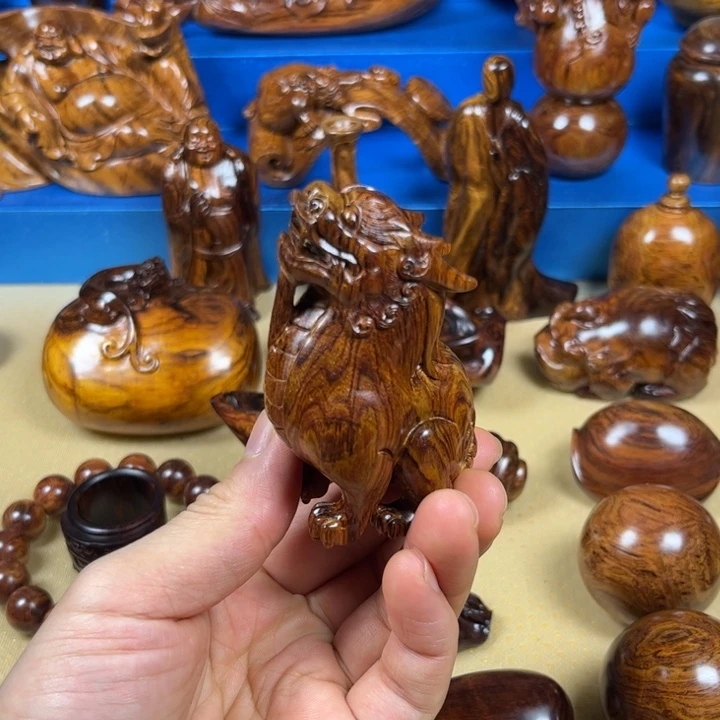 黄花梨降香黄檀把件