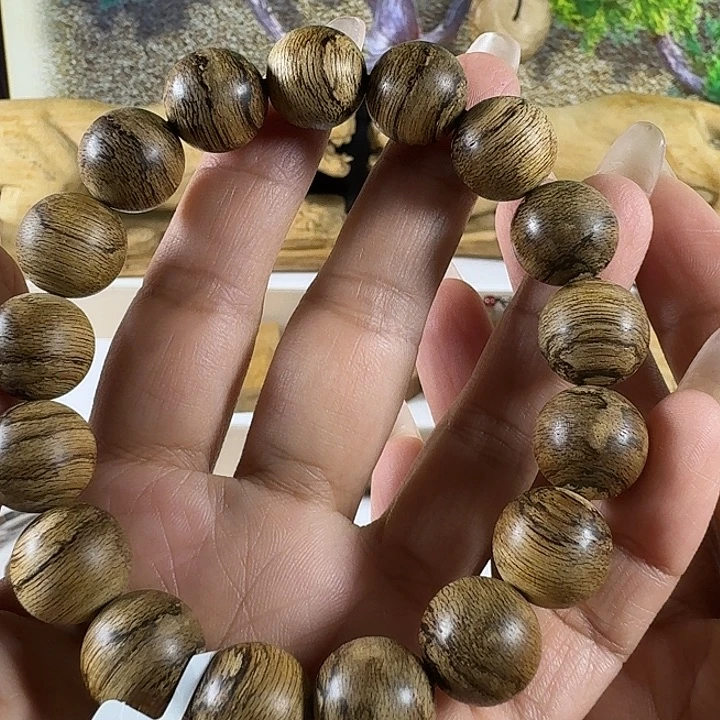 觉***者手串沉香达拉干虎纹