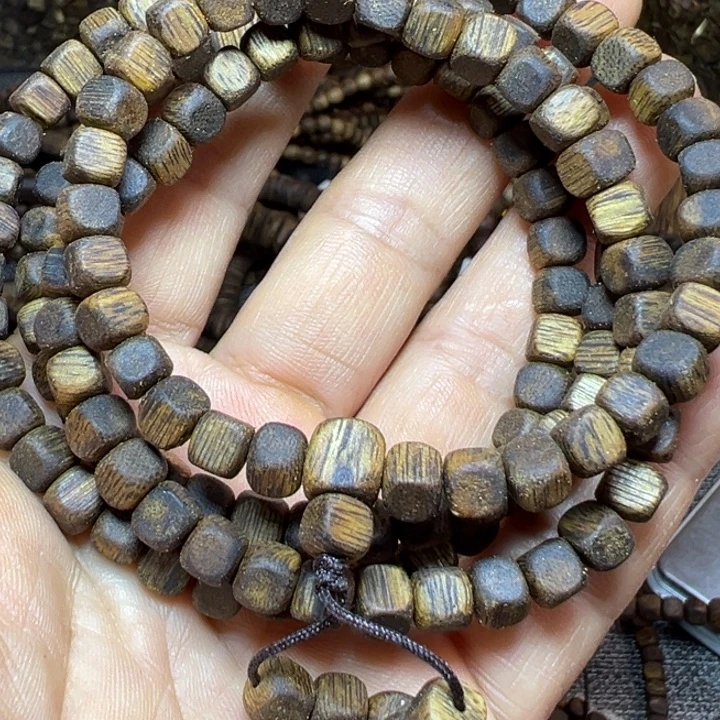 沉香沉香碎屑99沉方珠15.8克