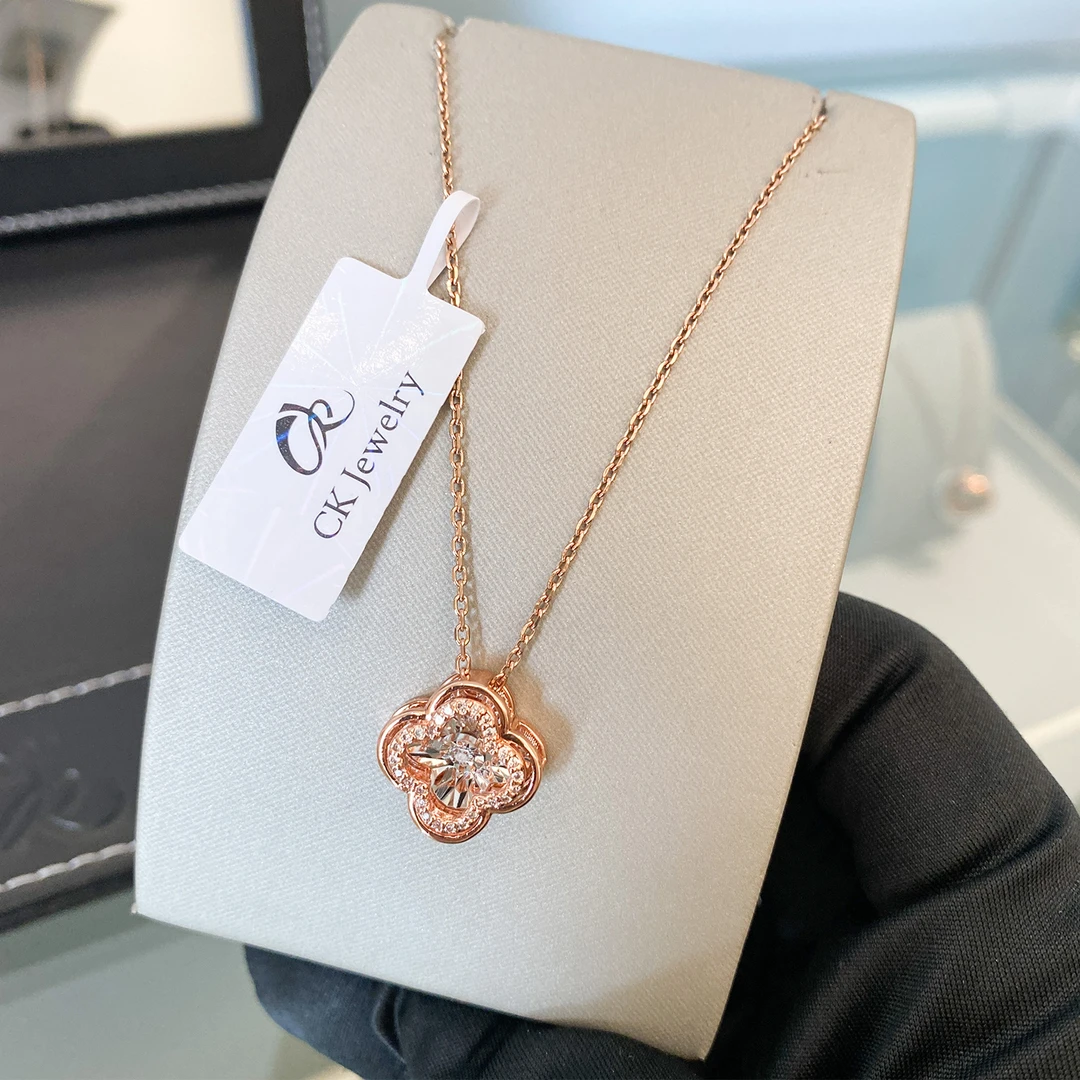 CK 钛钢锆石项链 轻奢悬浮闪钻幸运四叶草跳动的心项链女友锁骨链