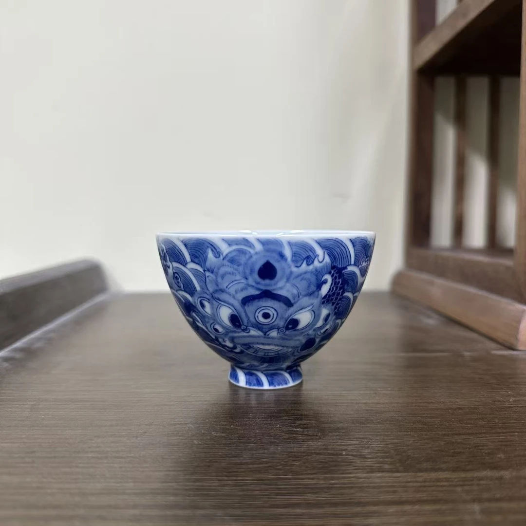 景德镇青花鸡心杯