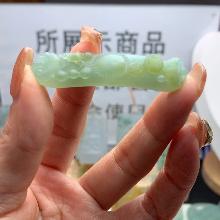 定制翡翠未镶嵌天然翡翠