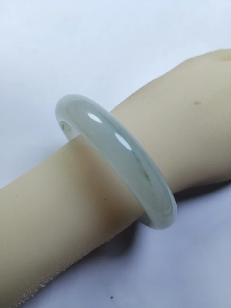 86号—57-58圈口-天然玉石-正品保障，天山翠，冰翠，时尚