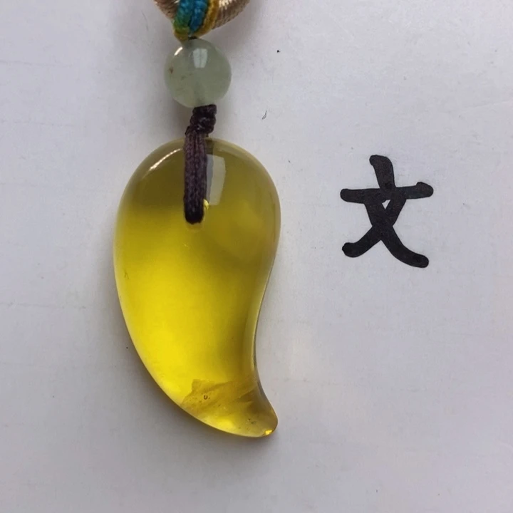 未镶嵌琥珀珠宝奇石4