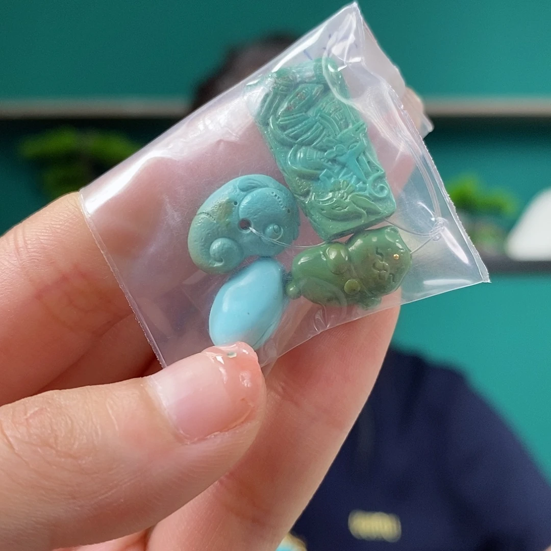 绿松石未镶嵌珠宝奇石