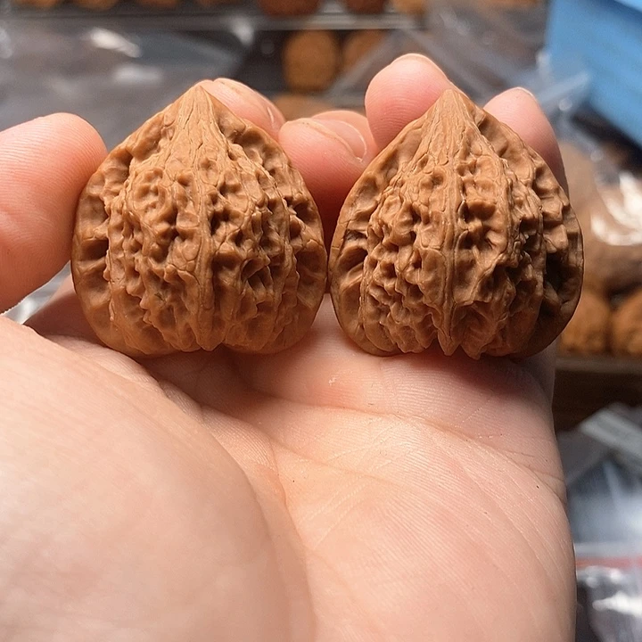 1文玩核桃昊天冠35-228