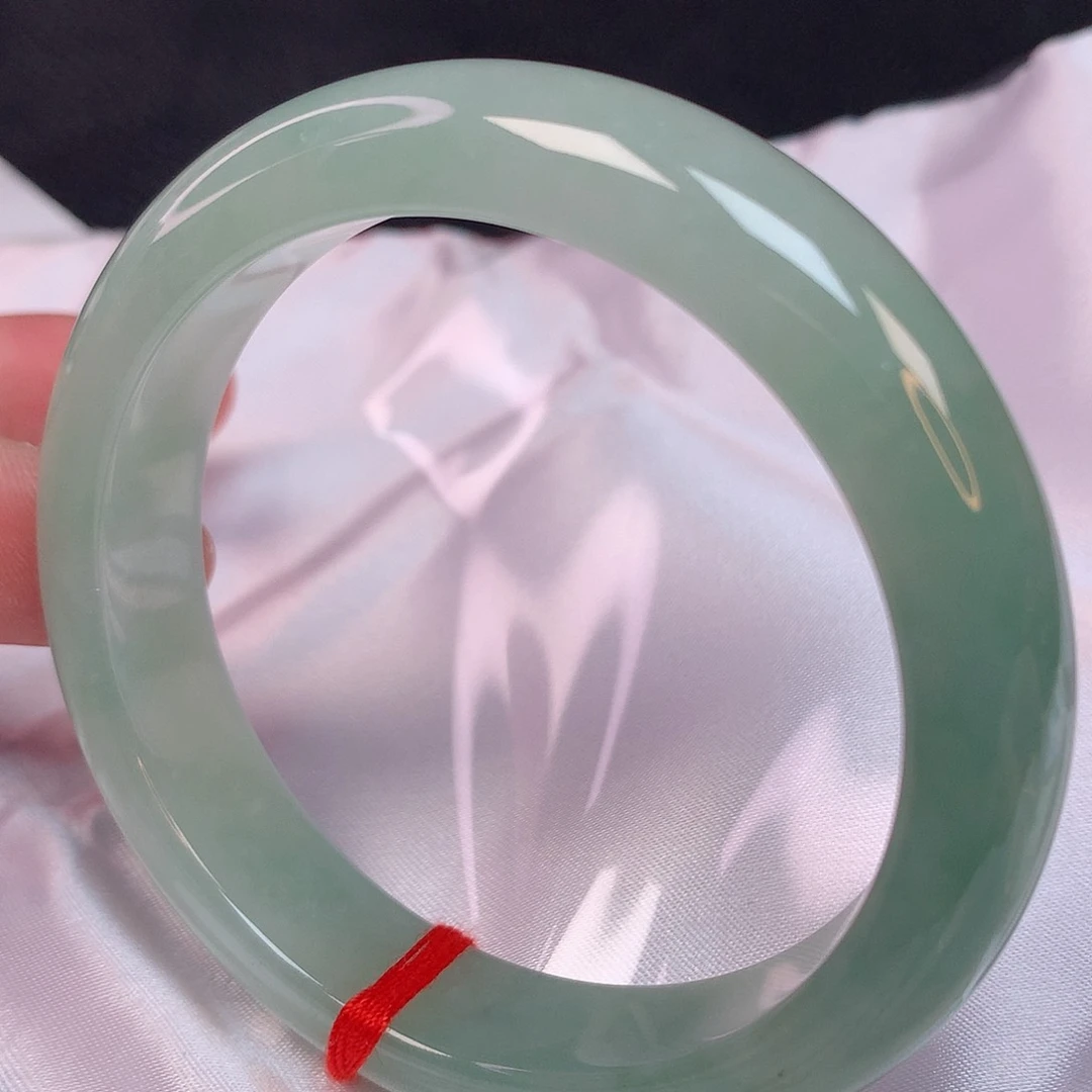 翡翠手镯未镶嵌56 翡翠手镯