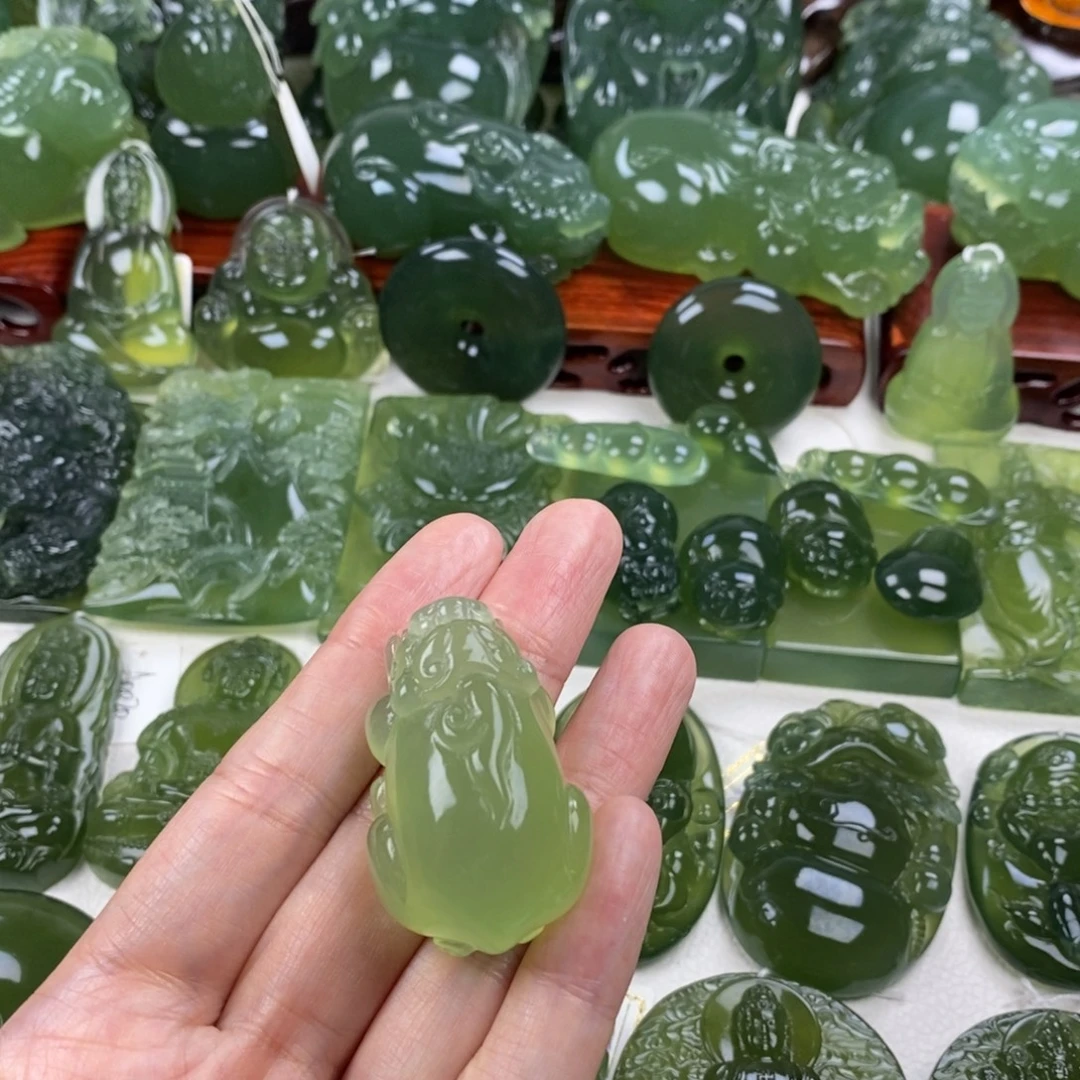 犟***哥未镶嵌岫玉挂件挂件