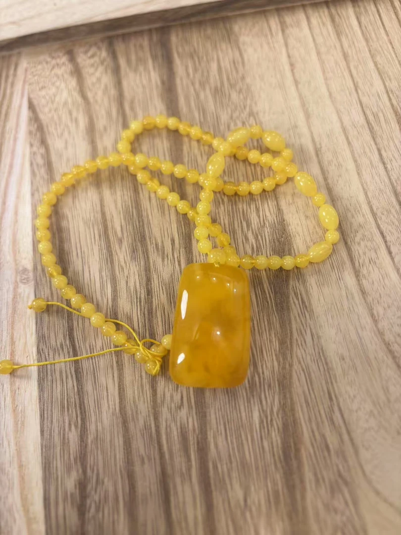 橙色无事牌吊坠2