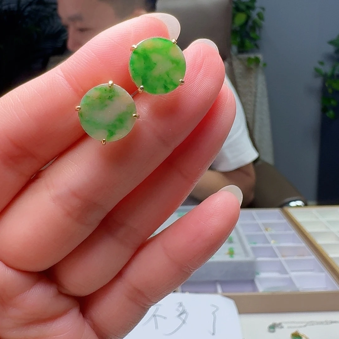 银S925镶嵌翡翠耳饰天然