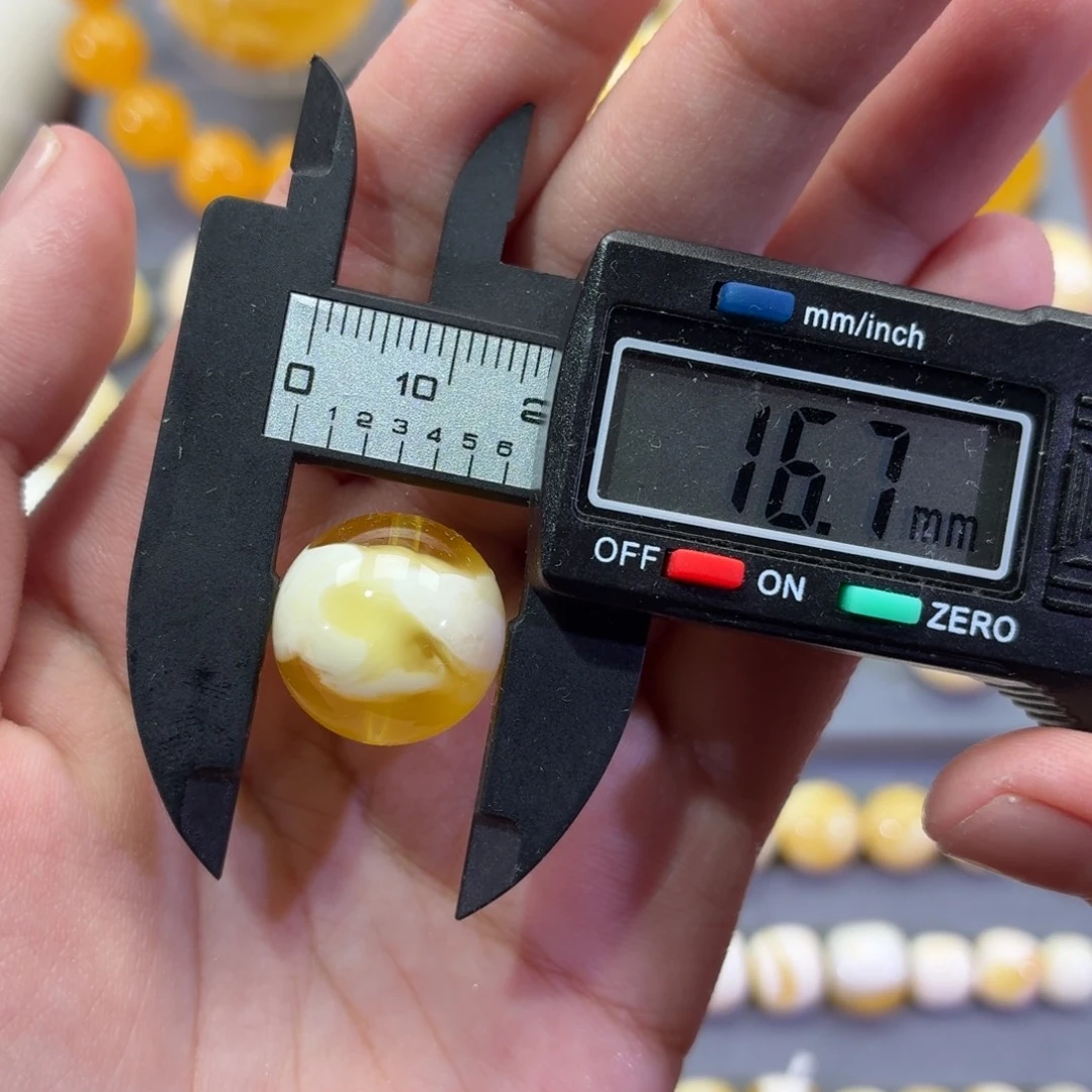 琥珀未镶嵌裸石圆珠