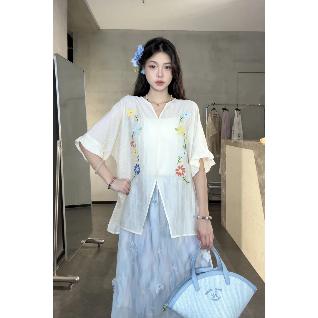 7月旻旻家【花语】夏季新款设计师刺绣透气衬衫（20698）